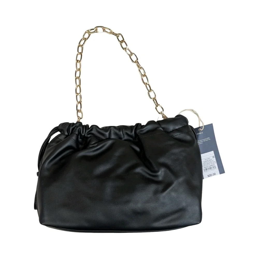 ⭐B5 Universal Thread Women's Black Clutch Sack Gold Chain Removable Handle. NWT